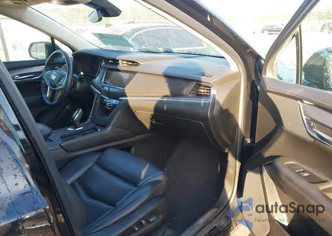 2017 Cadillac Xt5 Premium Luxury from USA, damaged, VIN 1GYKNCRS5HZ179749